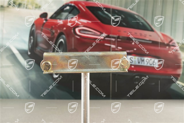 Front spoiler plate with screw bolt