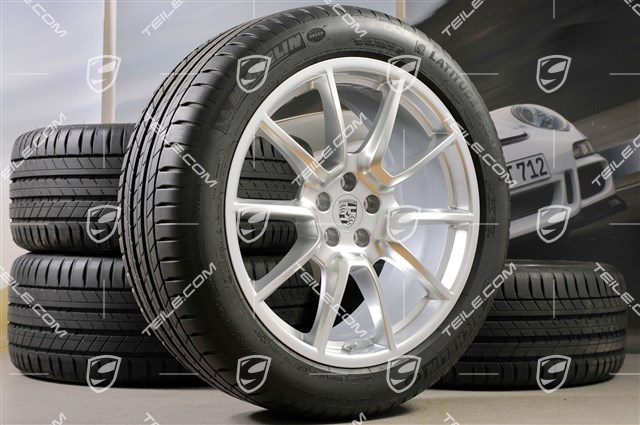 20-inch "Macan SportDesign" summer wheels set, rims 9J x 20 ET26 + 10J x 20 ET19, summer tyres 265/45 R 20 + 295/40 R 20, with TPMS