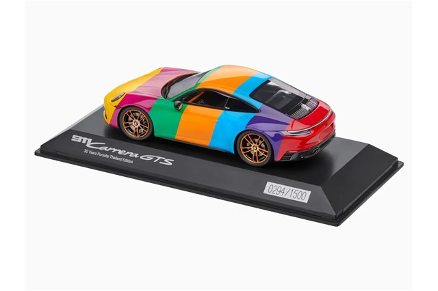 Porsche 911 Carrera GTS (992) – 30 Years Porsche Thailand – Limited Edition / 1500 Stück, Maßstab: 1:43