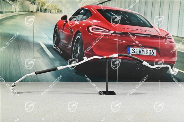 GT3, Przewód ciśnieniowy klimatyzacji, środkowy (między chłodnice klimatyzacji)