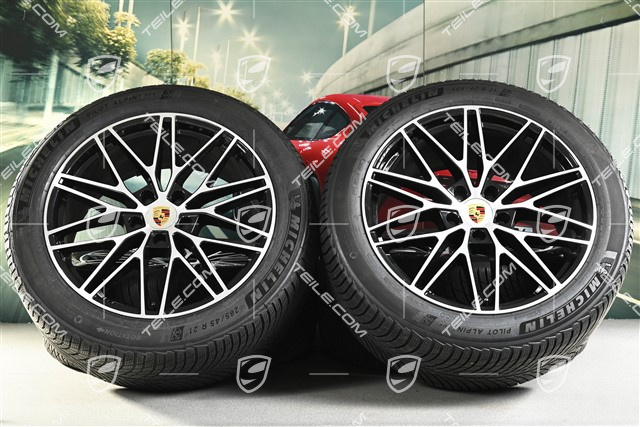 21-inch Cayenne COUPE "RS Spyder Design" winter wheel set, rims 9,5J x 21 ET46 + 11,0J x 21 ET49 + Michelin Pilot Alpin 5 SUV winter tyres 285/45 R21 + 305/40 R21, with TPMS, black high gloss
