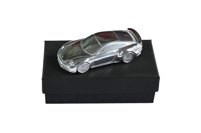 Porsche 911 992 Turbo - Modellauto / Briefbeschwerer
