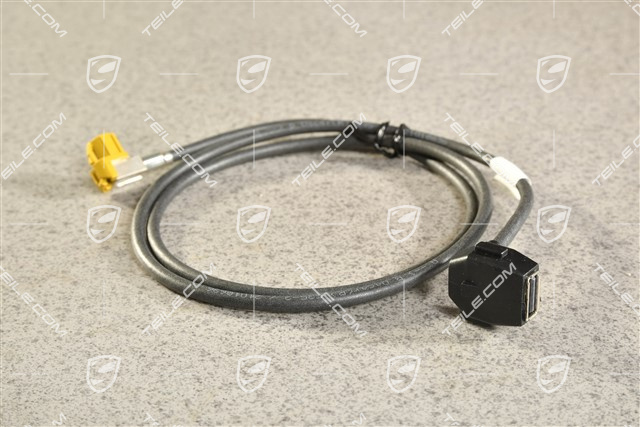 Multimedia interface connecting wire