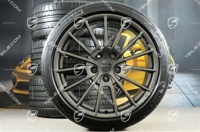 20" Panamera Sport Sommerräder Satz, 2 x 9,5J x 20 ET 65 + 2 x 11,5 J x 20 ET 63, Michelin Sommerreifen 255/40 ZR20 + 295/35 ZR20, Platinum