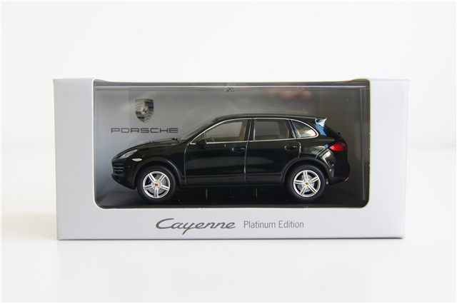 Modellauto Porsche Cayenne Platinum, 1:43