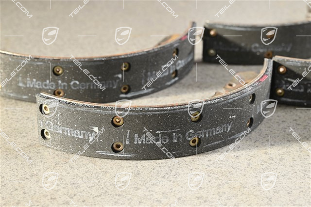 1 Set brake shoe, rear axle (4 pcs.)