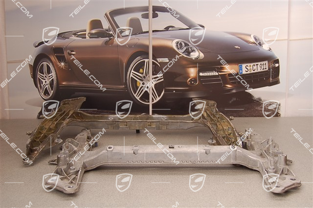 Mocowanie poprzeczne (sanki zawieszenia), napęd na tylne koła Mocowanie poprzeczne (sanki zawieszenia), napęd na tylne koła