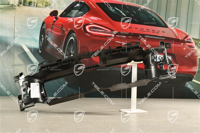 Retaining frame, centre