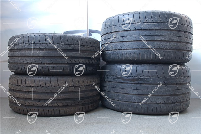 19-inch Carrera Sport summer wheel set, 8,5J x 19 ET55 + 11,5J x 19 ET67 + NEW summer tyres 235/35 ZR19 + 305/30 ZR19
