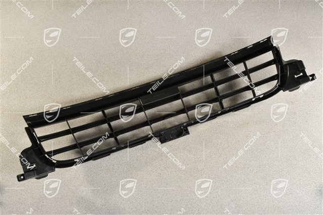 Retaining frame, Center