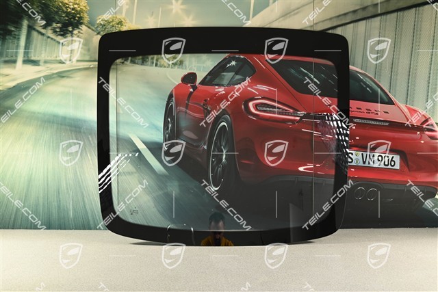GT4, Rear window