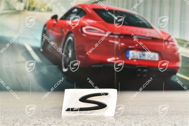 Logo "S", black matte