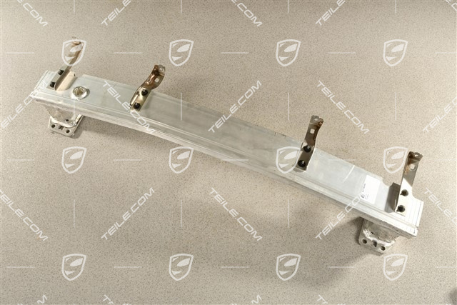 GT3, Stoßfängerträger hinten