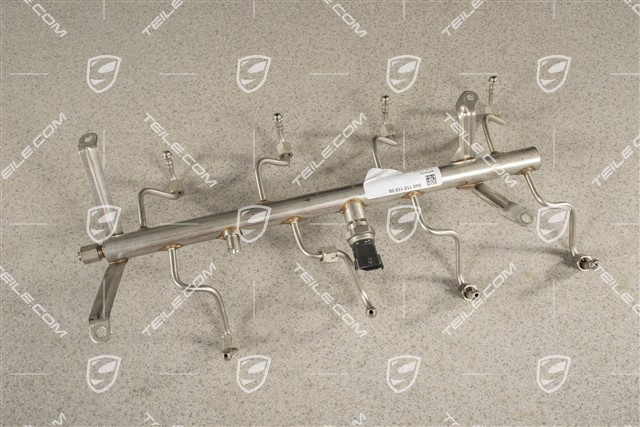 S / GTS V8 FSI, Fuel rail