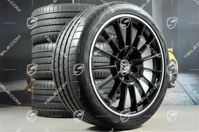 21" Komplet kół letnich, Cayenne SportPlus, felgi 10Jx21 ET50 + 10Jx21 ET45, opony 295/35 R21Y, czarne