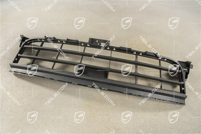 Retaining frame, Center