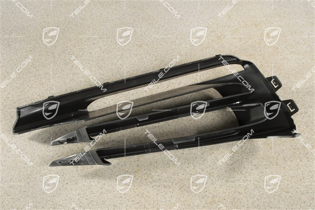 Disc / cover for front bumper retaining frame, Matt black, R