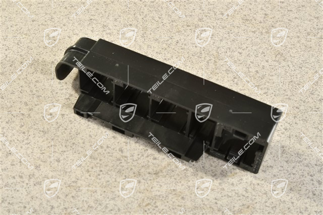 Mounting frame / relay carrier
