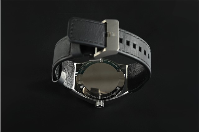Porsche Design 1919 Chronotimer Sport Chrono z sekundnikiem, tytan i czerń