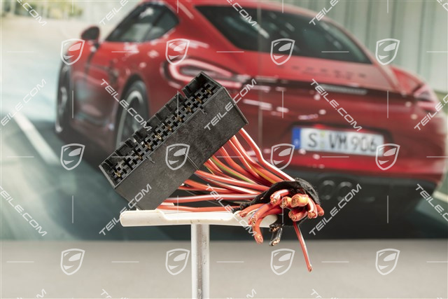 Fuse holder