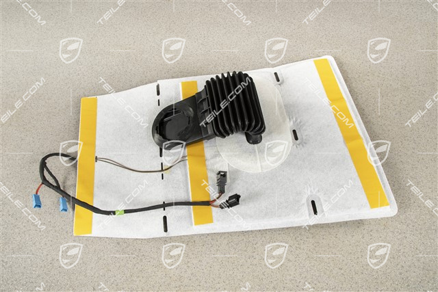 Vented / heated  seat cushion, Power seats, L=R