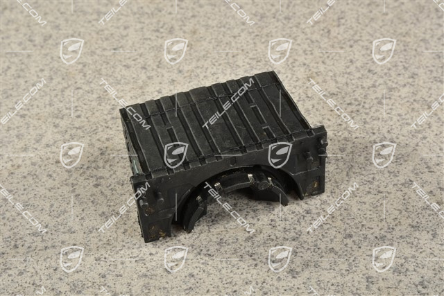 Front stabiliser bushing, lower