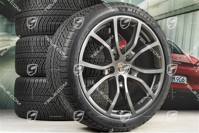 21-inch Cayenne Exclusive Design winter wheel set, rims 9,5J x 21 ET46 + 11,0J x 21 ET58 + Michelin Pilot Alpin 5 winter tyres 275/40 R21 + 305/35 R21, with TPMS, Platinum satin-mat