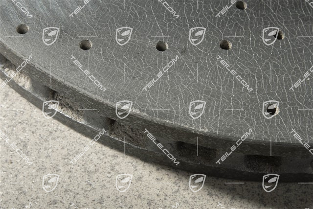 Brake disc, PCCB, minimally damaged at the edge, L