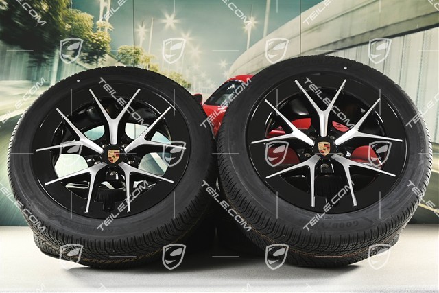 21" Cayenne RS Spyder Design Winterräder Satz, Felgen 9,5J x 21 ET16 + 11J x 21 ET37 + NEUE Goodyear UltraGrip Performance 3 SUV Winterreifen 275/45 R21 + 315/40 R21, schwarz hochglanz