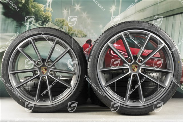 20"+21" Sommerräder Satz Carrera Classic, Felgen 8,5J x 20 ET53 + 11,5J x 21 ET67 + Pirelli Sommerreifen 245/35 R20 + 305/30 R21, mit RDK-Sensoren