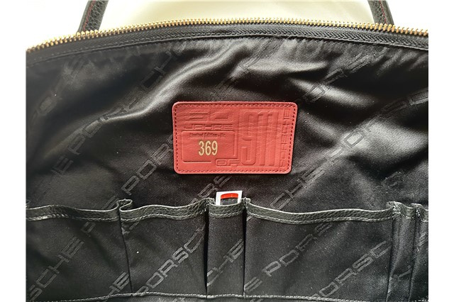 "60Y 911" Touring Bag 911 "60 Jahre 911", Pepita Muster in Schwarz/Rot, Jubiläumsplakette 50/30/28 cm