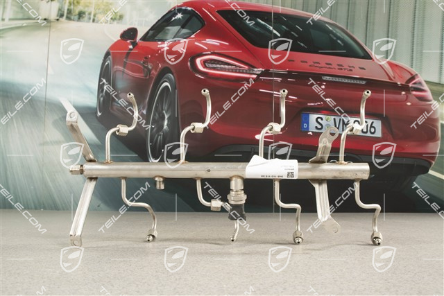 S / GTS V8 FSI, Fuel rail