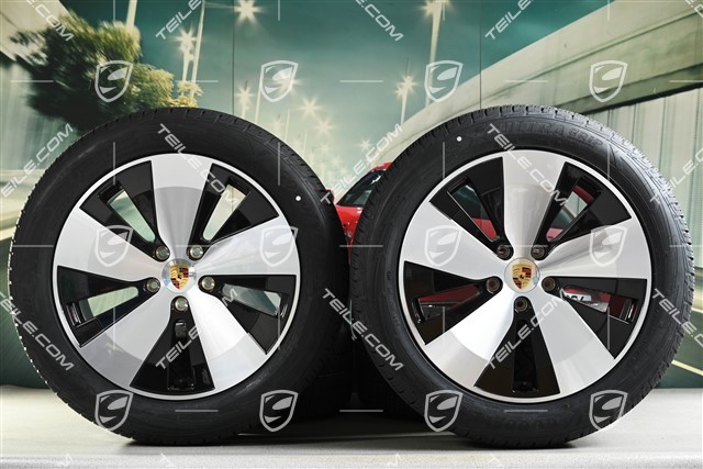 20-inch Macan winter wheel set, rims 7,5J x 20 ET32 + 10J x 20 ET49 + NEW Goodyear winter tyres 235/55 R20 + 285/45 R20, black high gloss