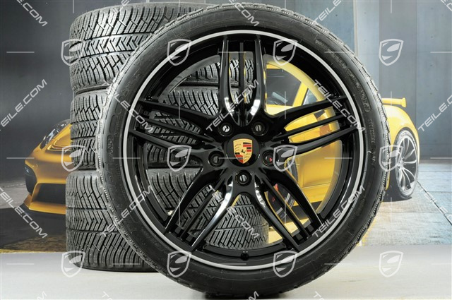 20" Sport Design Winterräder Satz, Felgen 8,5J x 20 ET51 + 11J x 20 ET52 + Michelin Winterreifen 245/35 ZR20 + 295/30 ZR20, ohne RDK-Sensoren, Schwarz Hochglanz