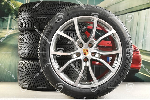 21-inch Cayenne Exclusive Design winter wheel set, rims 9,5J x 21 ET46 + 11,0J x 21 ET58 + Michelin winter tyres 285/45 R21 + 305/40 R21, with TPMS