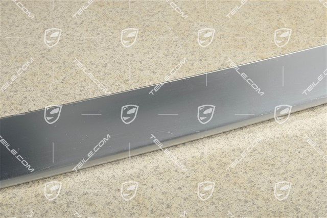 Rear lid trim / moulding, Aluminium package, Platinum Silver Metallic