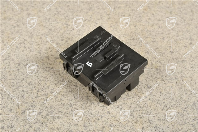 Control unit, sunroof wind deflector / fly screen