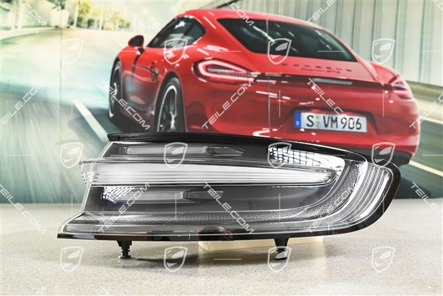 Rear / tail light, dark, R