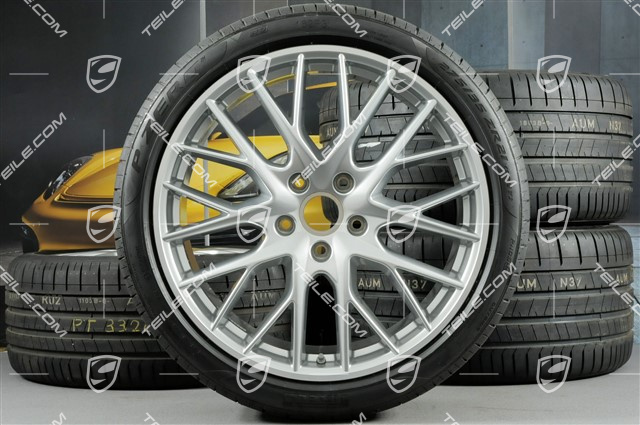 21-inch Panamera SportDesign summer wheel set, rims 9,5J x 21 ET71 + 11,5J x 21 ET69 + Pirelli summer tires 275/35 ZR21 + 315/30 ZR21, with TPM