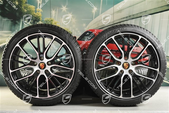 21" Winterräder Satz "Exclusive Design Sport", Felgen 9,5 J x 21 ET71 + 10,5 J x 21 ET71 + Pirelli Sottozero III Winterreifen 275/35 R21 + 315/30 R21, in Schwarz Hochglanz