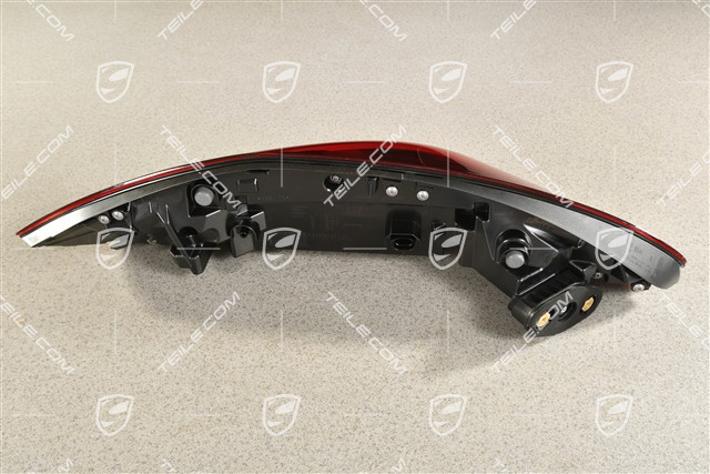 Heckleuchte, Abgedunkelt, Facelift, RHD, R