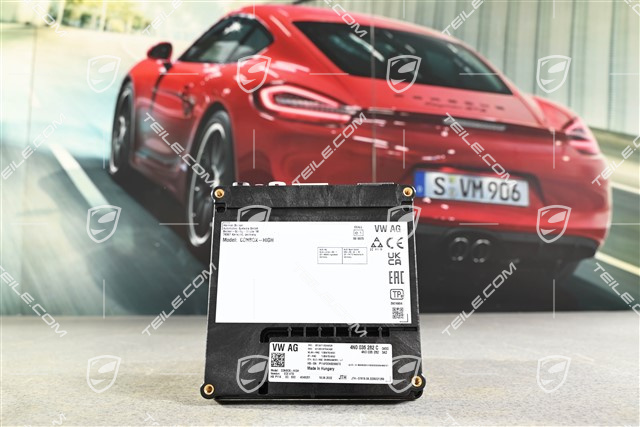 Control unit emergency call module and communication unit