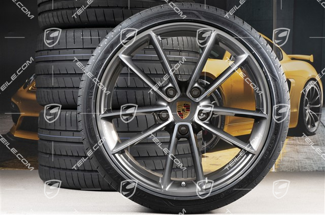 20+21-inch summer wheel set Carrera Classic, rims 8,5J x 20 ET53 + 11,5J x 21 ET67 + summer tyres 245/35 R20 + 305/30 R21, with TPM