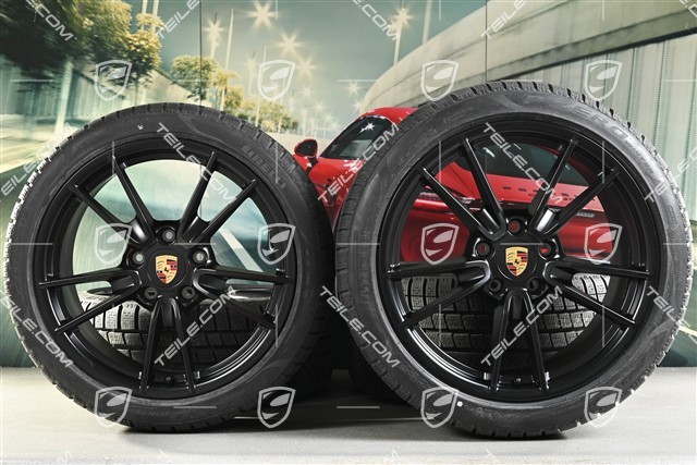 19"+20" Carrera Winterräder Satz, Felgen 8,5J x 19 ET52 + 11J x 20 ET66 + Pirelli Winterreifen 235/40 R19 + 295/35 R20, mit RDK-Sensoren, Schwarz Seidenmatt