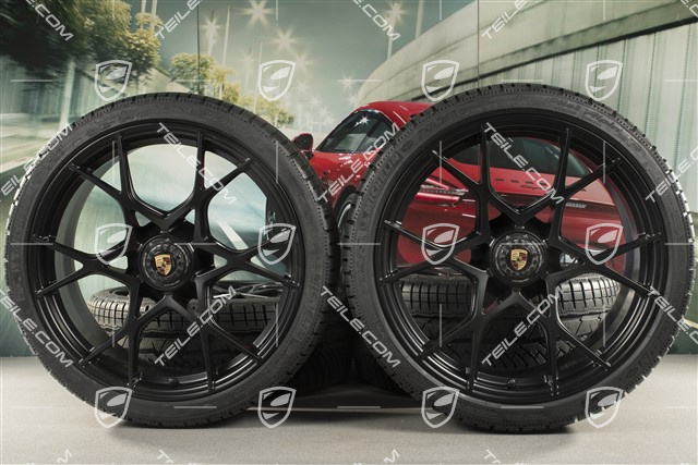 20-inch Winter wheel set for GT4RS and Spyder, rims 8J x 20 ET57 + 10J x 20 ET45, Michelin winter tires 235/35 R20 + 275/30 R20, black (satin matt), with TPMS