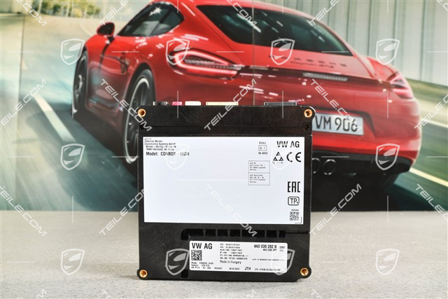 Control unit emergency call module and communication unit