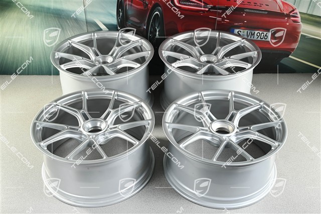 20"+21" GT3 Felgen Satz, 9,5J x 20 ET46 + 12J x 21 ET45, Brilliantsilber