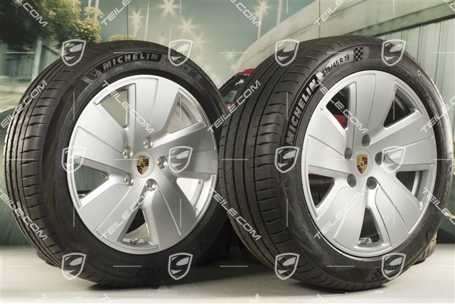 19" Taycan S summer wheel set, rims 8J x 19 ET50 + 10J x 19 ET47 + Michelin summer tyres 225/55 R19 + 275/45 R19