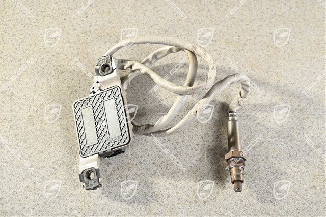4,2 L TDI, Nitrogen oxide sensor / NOX with control unit