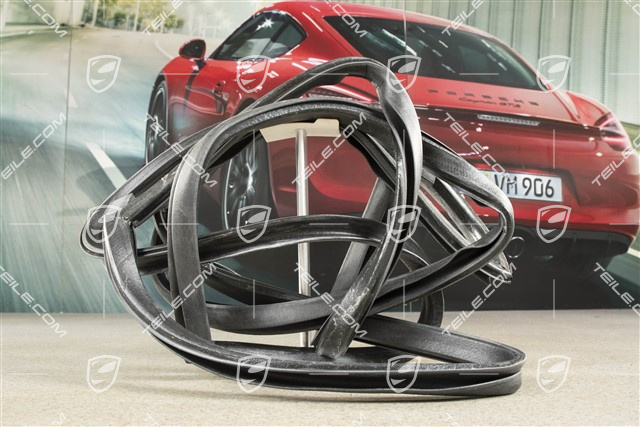 Front bonnet seal